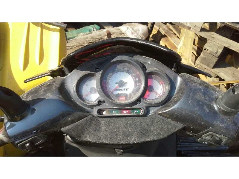 aprilia sr 50 del año 2000