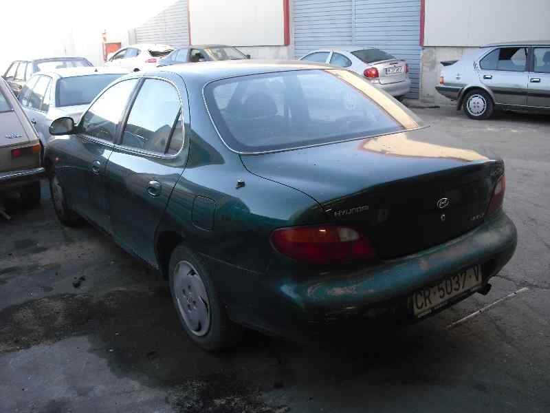 hyundai lantra berlina (rd) del año 1997