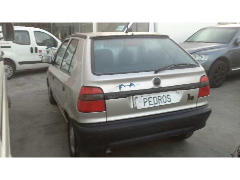 skoda felicia berlina ( 791) del año 1997