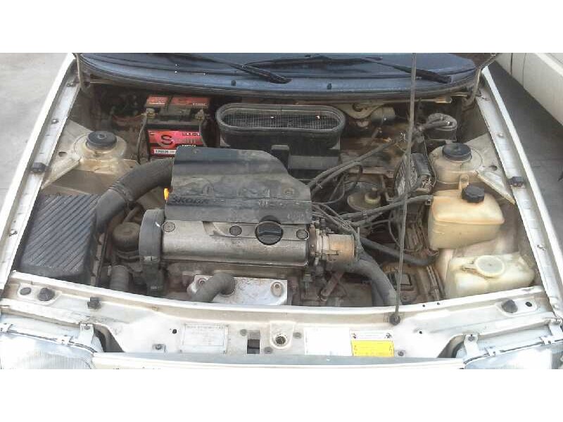 skoda felicia berlina ( 791) del año 1997