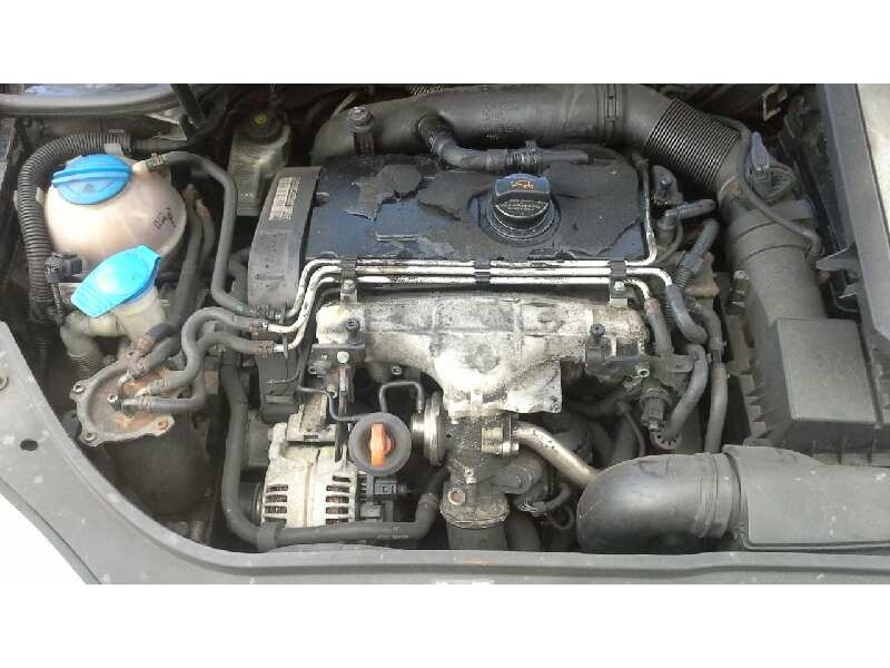 volkswagen golf v berlina (1k1) del año 2004