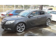 opel insignia berlina del año 2011