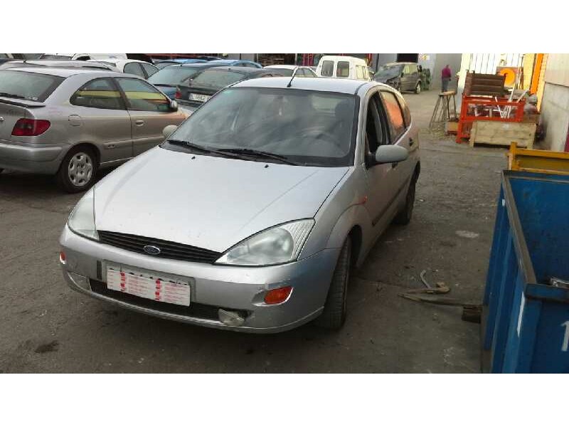 ford focus berlina (cak) del año 1999