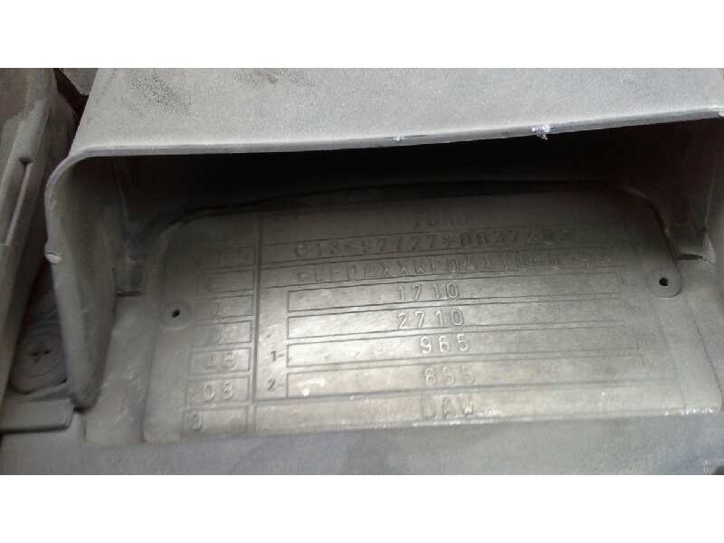 ford focus berlina (cak) del año 1999