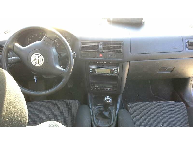 volkswagen golf iv berlina (1j1) del año 1999