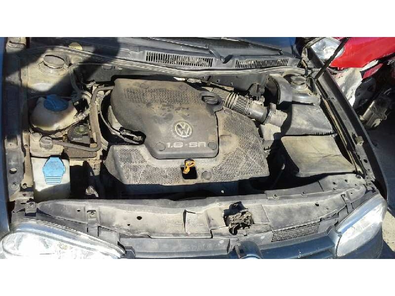 volkswagen golf iv berlina (1j1) del año 1999