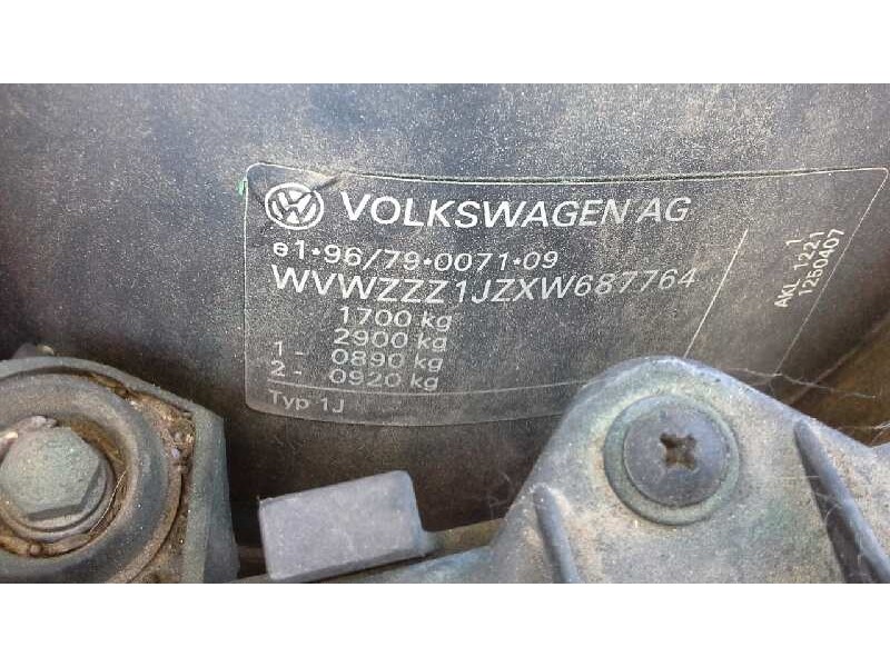 volkswagen golf iv berlina (1j1) del año 1999