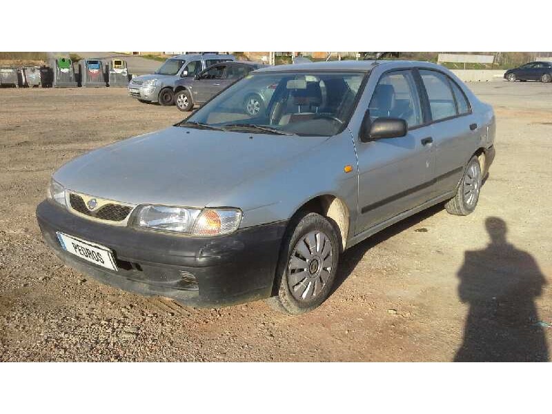 nissan almera (n15) del año 1998