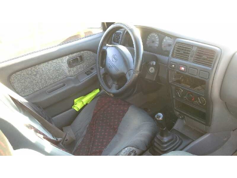 nissan almera (n15) del año 1998