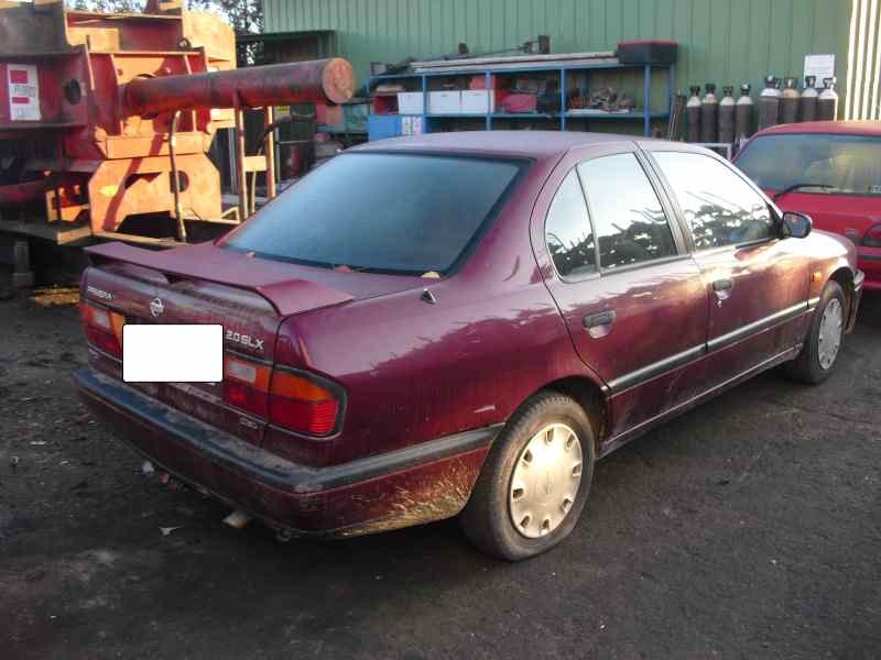 nissan primera berl./familiar (p10/w10) del año 1992