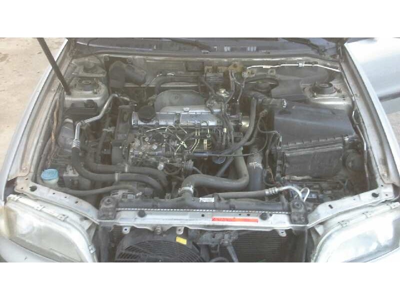 volvo s40 berlina del año 1998