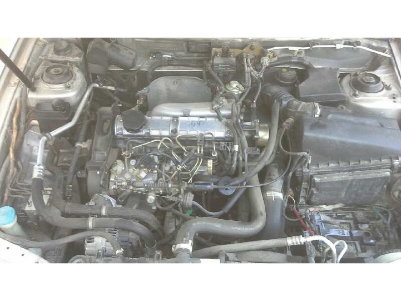 volvo s40 berlina del año 1998