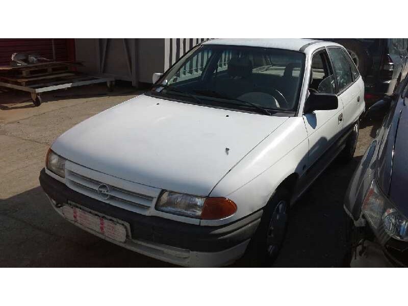 opel astra f berlina del año 1994