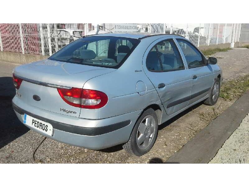 renault megane i classic (la0) del año 2000