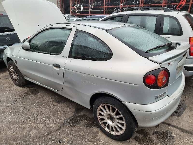 renault megane i coupe fase 2 (da..) del año 2000