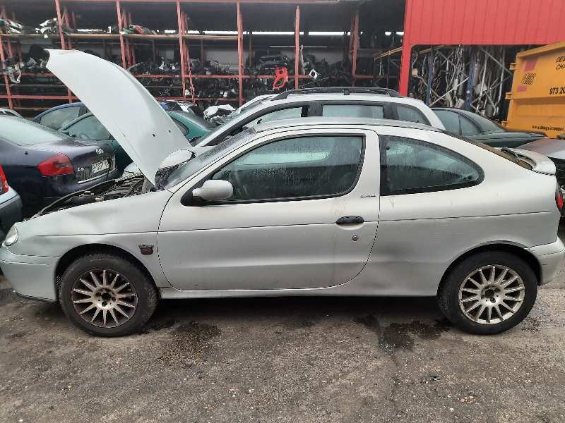 renault megane i coupe fase 2 (da..) del año 2000