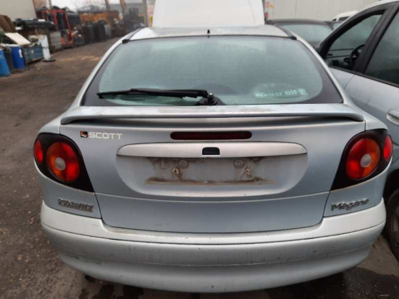 renault megane i coupe fase 2 (da..) del año 2000