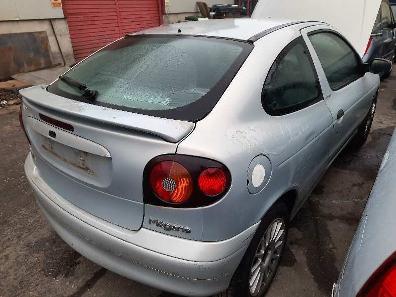 renault megane i coupe fase 2 (da..) del año 2000