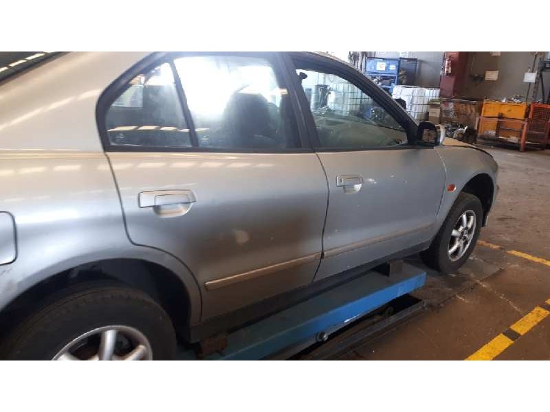 mitsubishi galant berlina (ea0) del año 1997