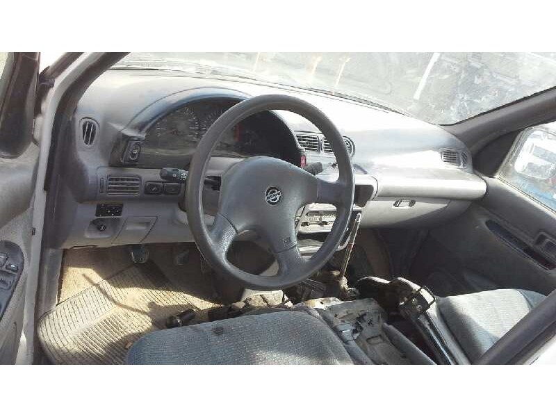 nissan serena (c23m) del año 1996