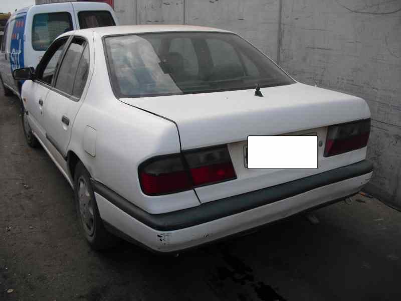 nissan primera berl./familiar (p10/w10) del año 1995