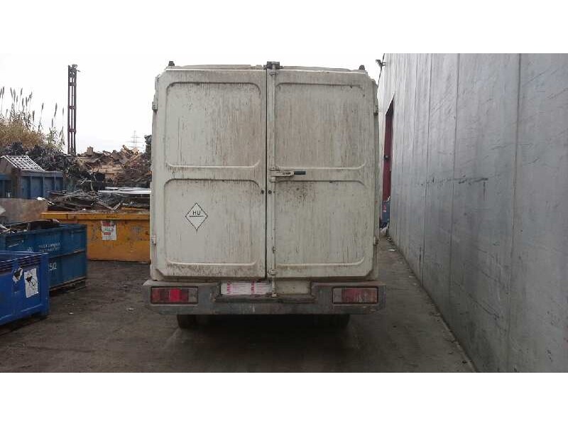 nissan l-35 del año 1990