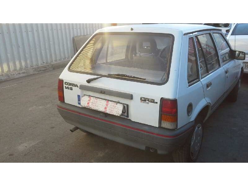 opel corsa a del año 1991