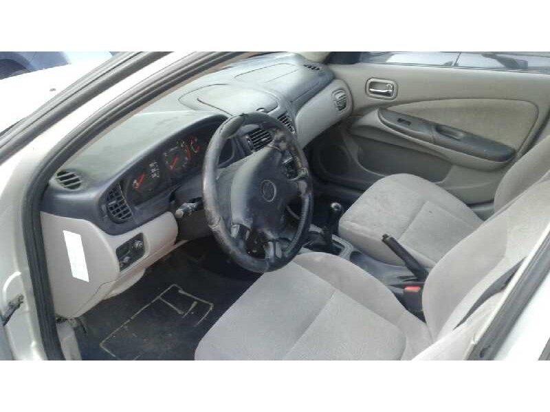 nissan almera (n16/e) del año 2000