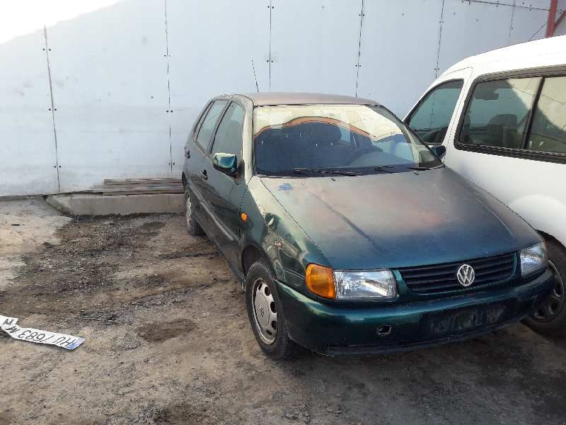 volkswagen polo berlina (6n1) del año 1997