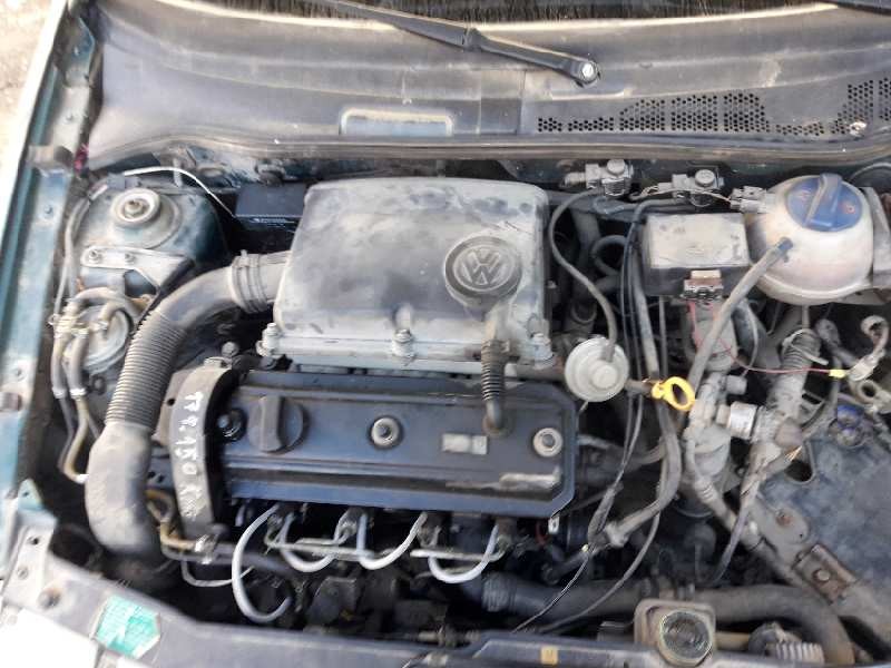 volkswagen polo berlina (6n1) del año 1997