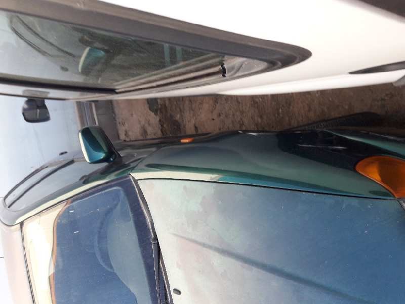 volkswagen polo berlina (6n1) del año 1997