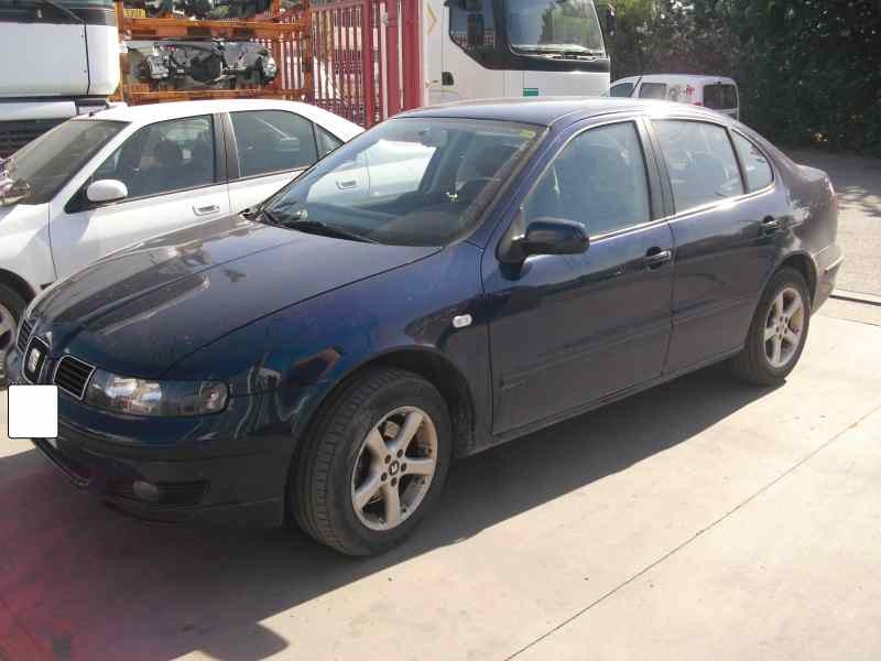 seat toledo (1m2) del año 2000