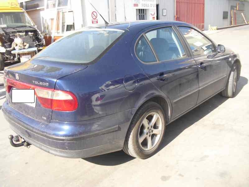 seat toledo (1m2) del año 2000