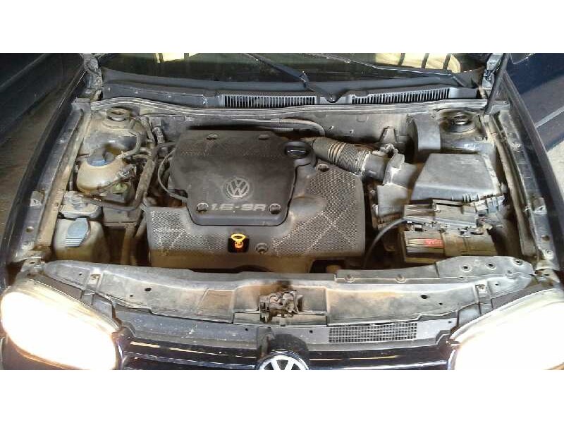 volkswagen golf iv berlina (1j1) del año 1998