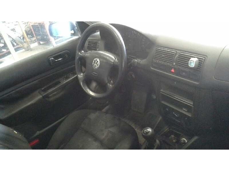 volkswagen golf iv berlina (1j1) del año 1998