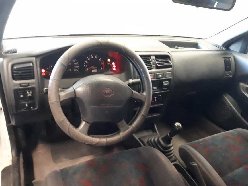 nissan almera (n15) del año 1997