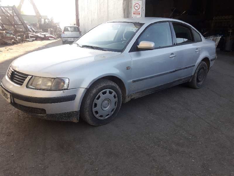 volkswagen passat berlina (3b2) del año 1998