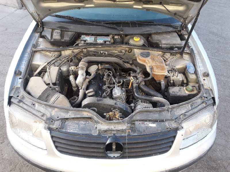 volkswagen passat berlina (3b2) del año 1998