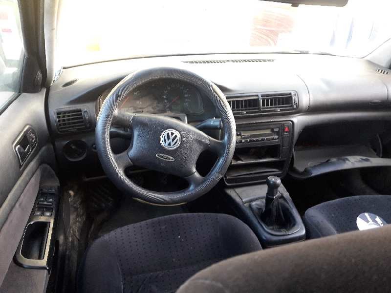 volkswagen passat berlina (3b2) del año 1998