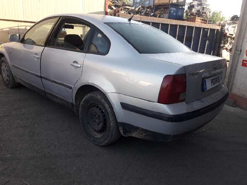 volkswagen passat berlina (3b2) del año 1998