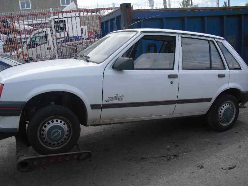 opel corsa a del año 1989