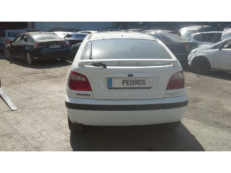 renault megane i fase 2 berlina (ba0) del año 1999