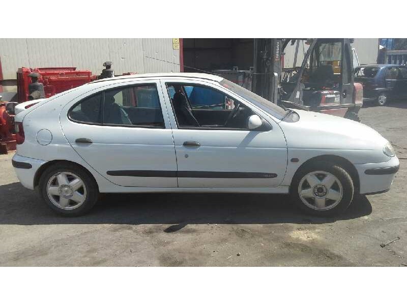 renault megane i fase 2 berlina (ba0) del año 1999