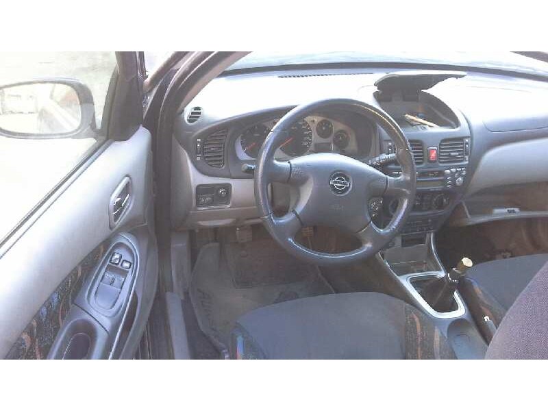 nissan almera (n16/e) del año 2000
