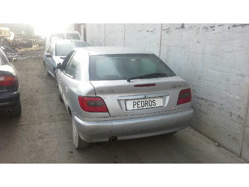 citroën xsara berlina del año 1998