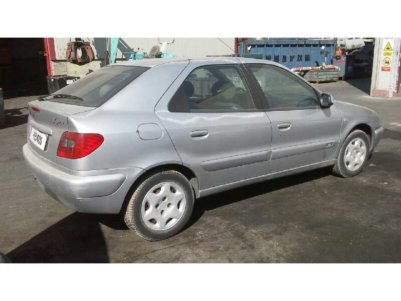 citroën xsara berlina del año 1999