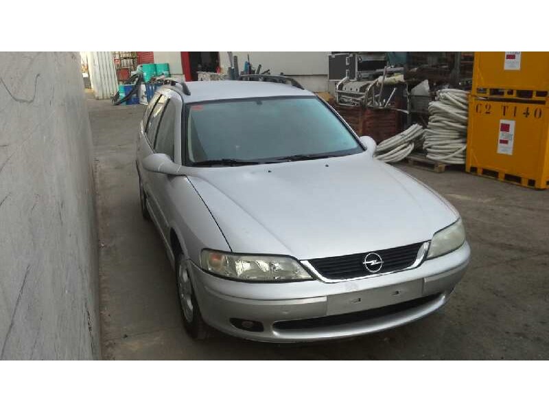 opel vectra b caravan del año 1999