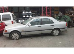mercedes-benz clase c (w202) berlina del año 1993