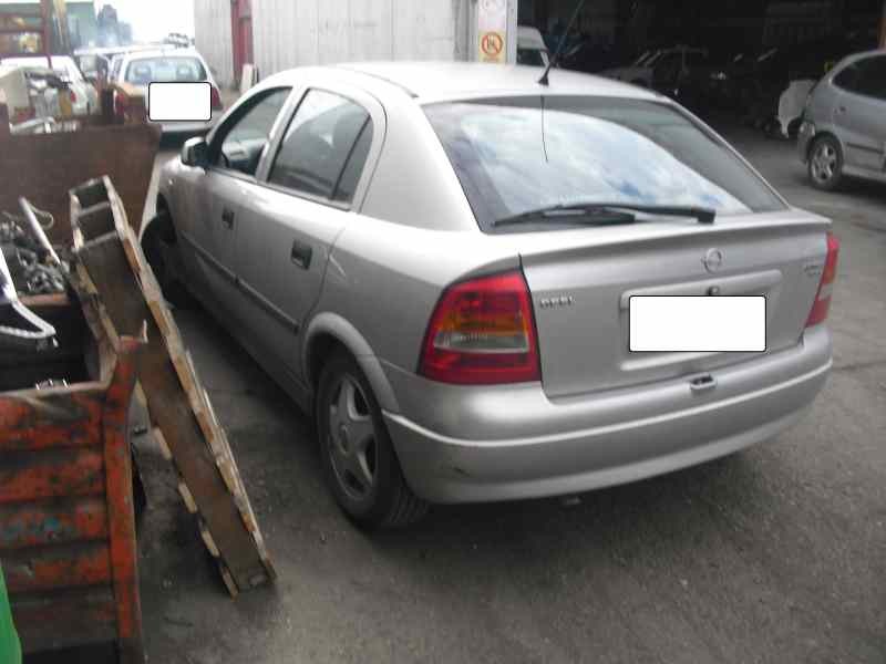 opel astra g berlina del año 1998