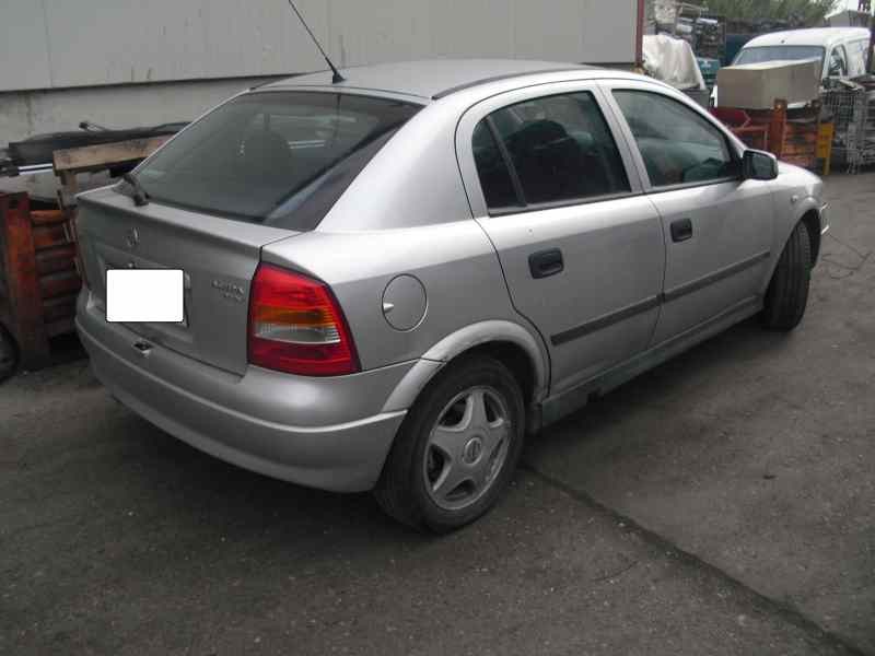opel astra g berlina del año 1998